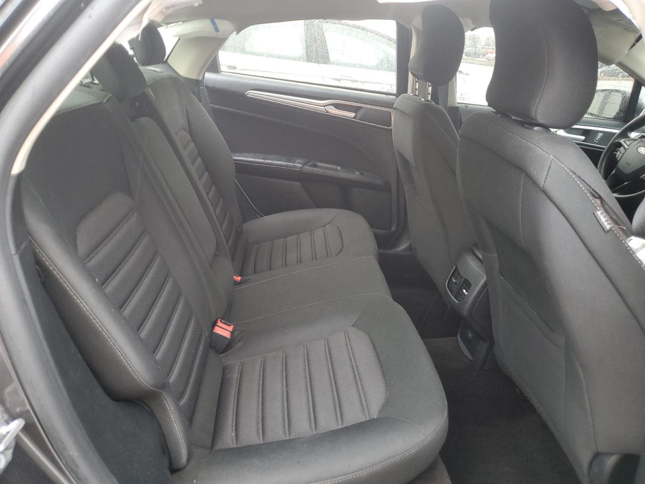 2018 Ford Fusion Se VIN: 3FA6P0HD0JR270589 Lot: 92315655