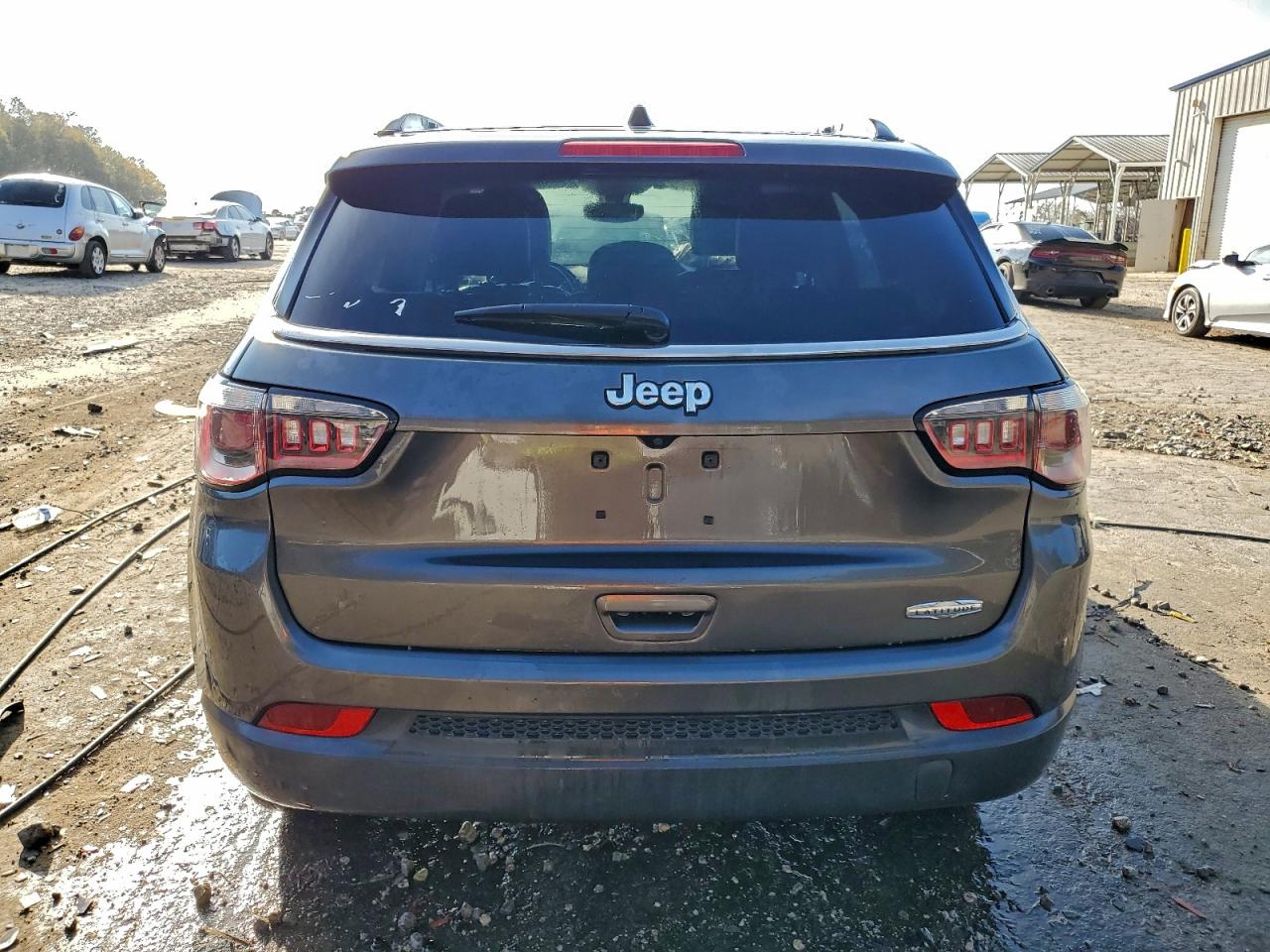 2018 Jeep Compass Latitude VIN: 3C4NJCBB0JT344239 Lot: 93429645