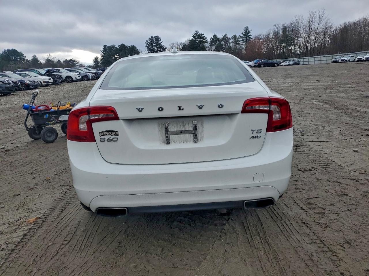 2015 Volvo S60 Premier VIN: YV1612TB0F1305155 Lot: 94590145