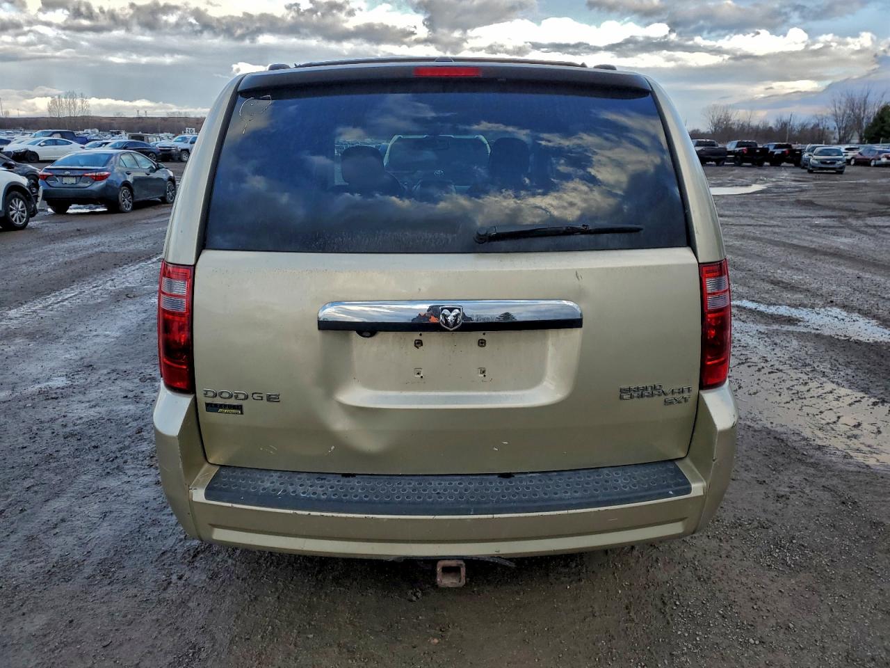 2010 Dodge Grand Caravan Se VIN: 2D4RN4DE2AR275496 Lot: 87204515