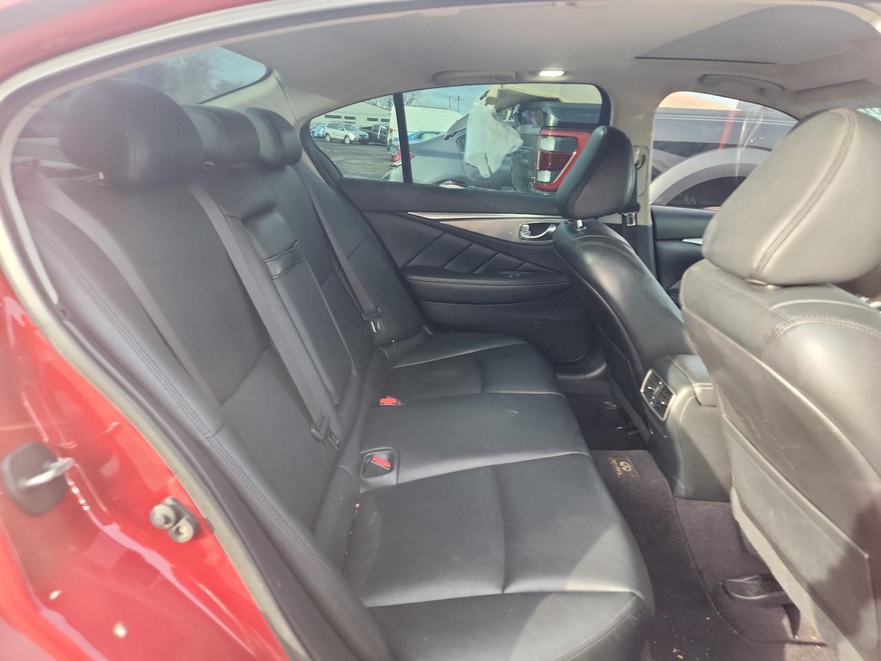 2014 Infiniti Q50 Base VIN: JN1BV7AR6EM703654 Lot: 92045395