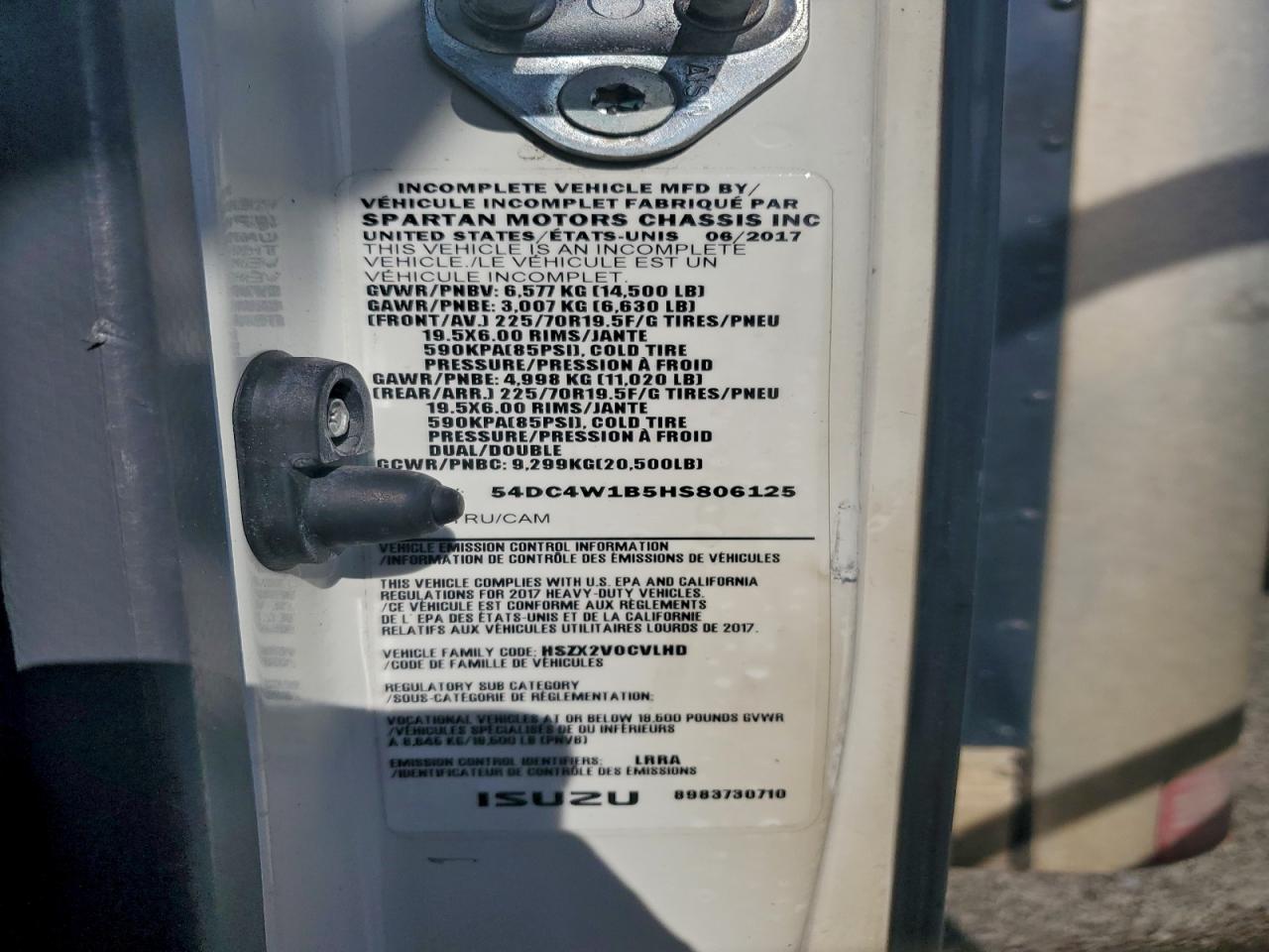 2017 Isuzu Npr Hd VIN: 54DC4W1B5HS806125 Lot: 94167375