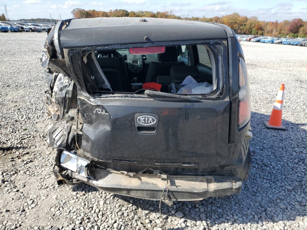 2010 Kia Soul + VIN: KNDJT2A26A7135824 Lot: 92671795