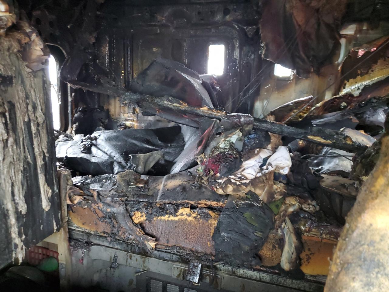 2016 Freightliner Cascadia 125 Semi Truck VIN: 3AKJGLD5XGSHK2897 Lot: 92880875