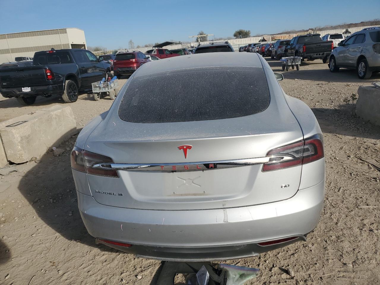 2013 Tesla Model S VIN: 5YJSA1CG9DFP23079 Lot: 92110055