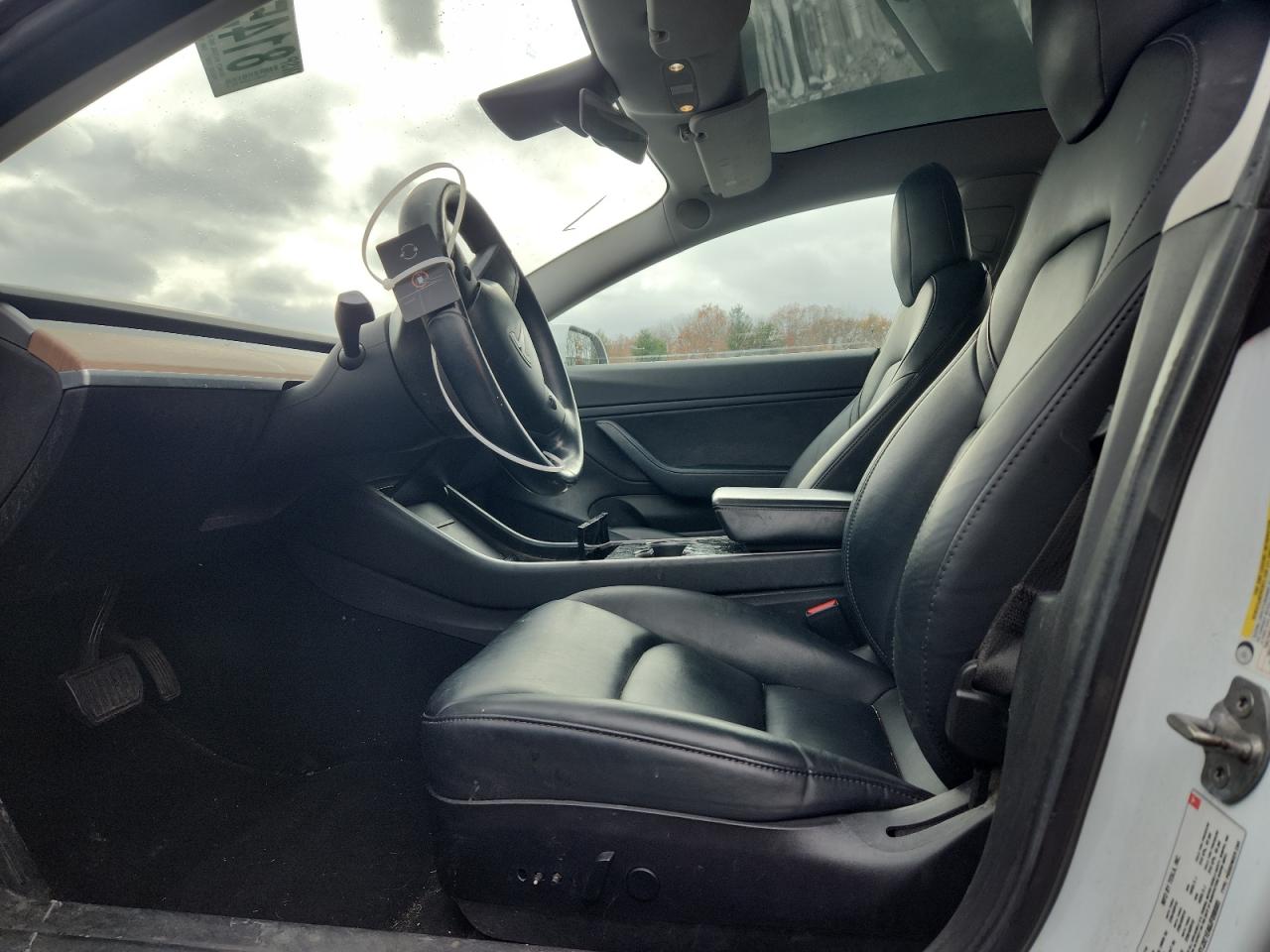 2018 Tesla Model 3 VIN: 5YJ3E1EA6JF098685 Lot: 81458165