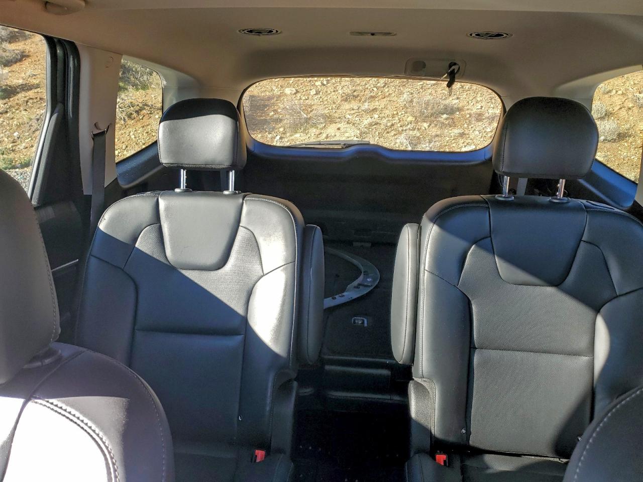 2020 Kia Telluride S VIN: 5XYP6DHC5LG043024 Lot: 94100925