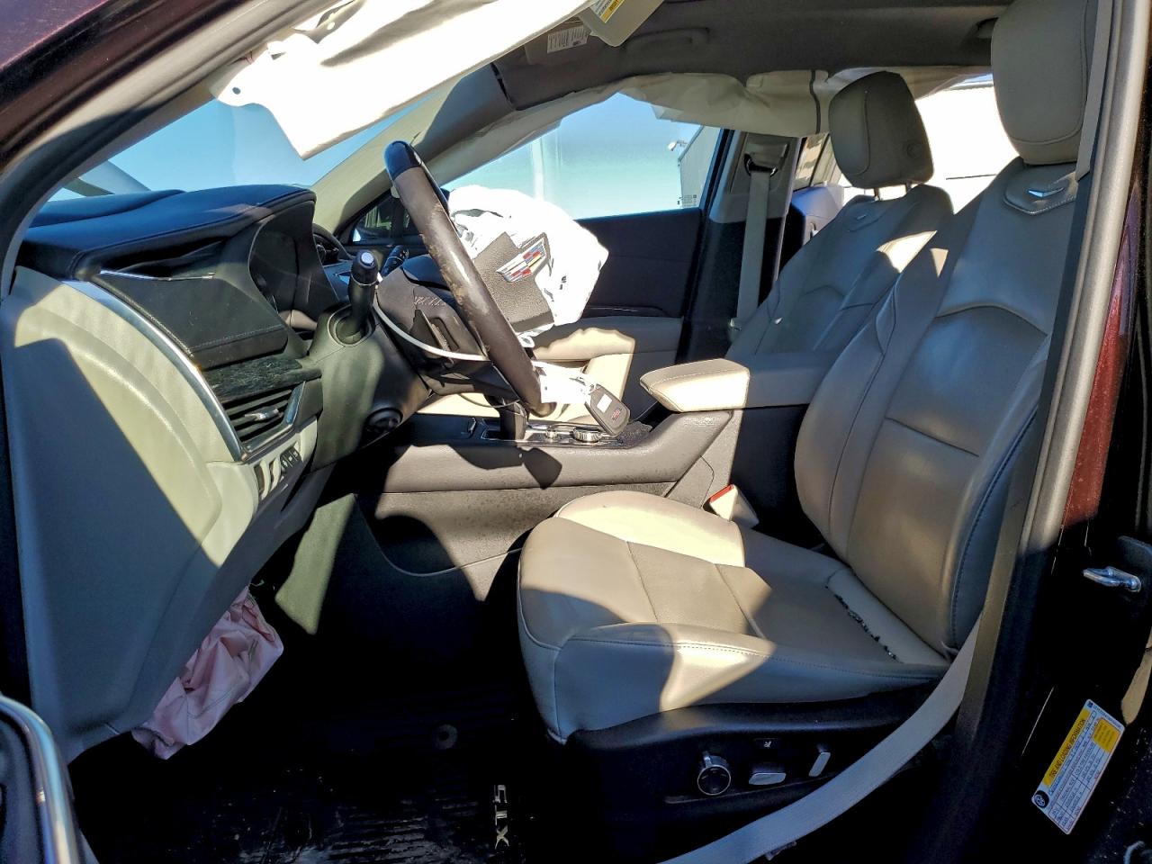 2021 Cadillac Xt4 Premium Luxury VIN: 1GYFZDR47MF056146 Lot: 92766515