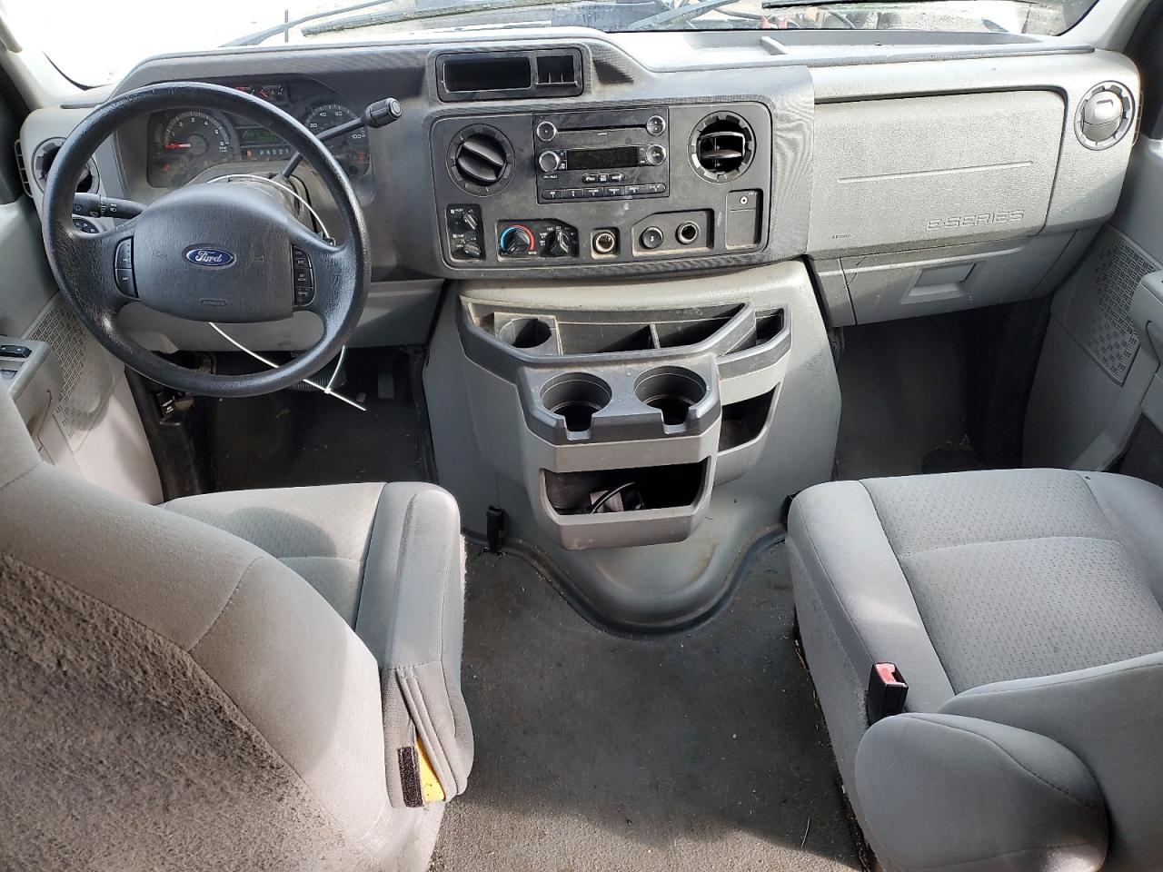 2010 Ford E350 Van VIN: 1FBSS3BL6ADA00935 Lot: 93275685