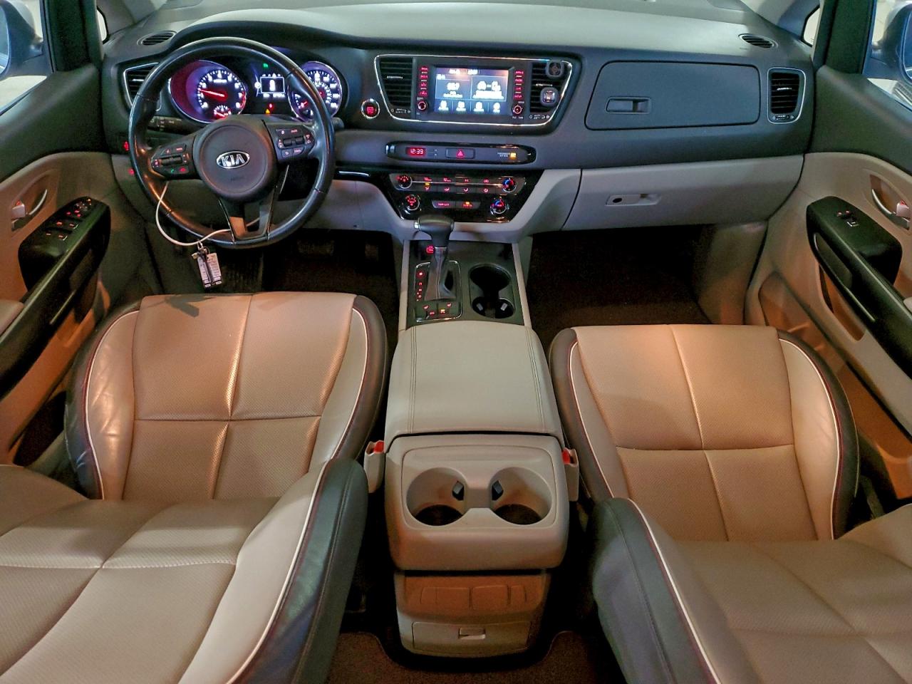 2017 Kia Sedona Lx VIN: KNDMB5C15H6330495 Lot: 93638905