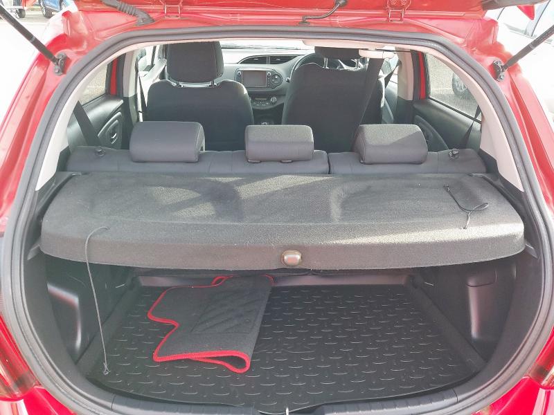 2016 TOYOTA YARIS DESI