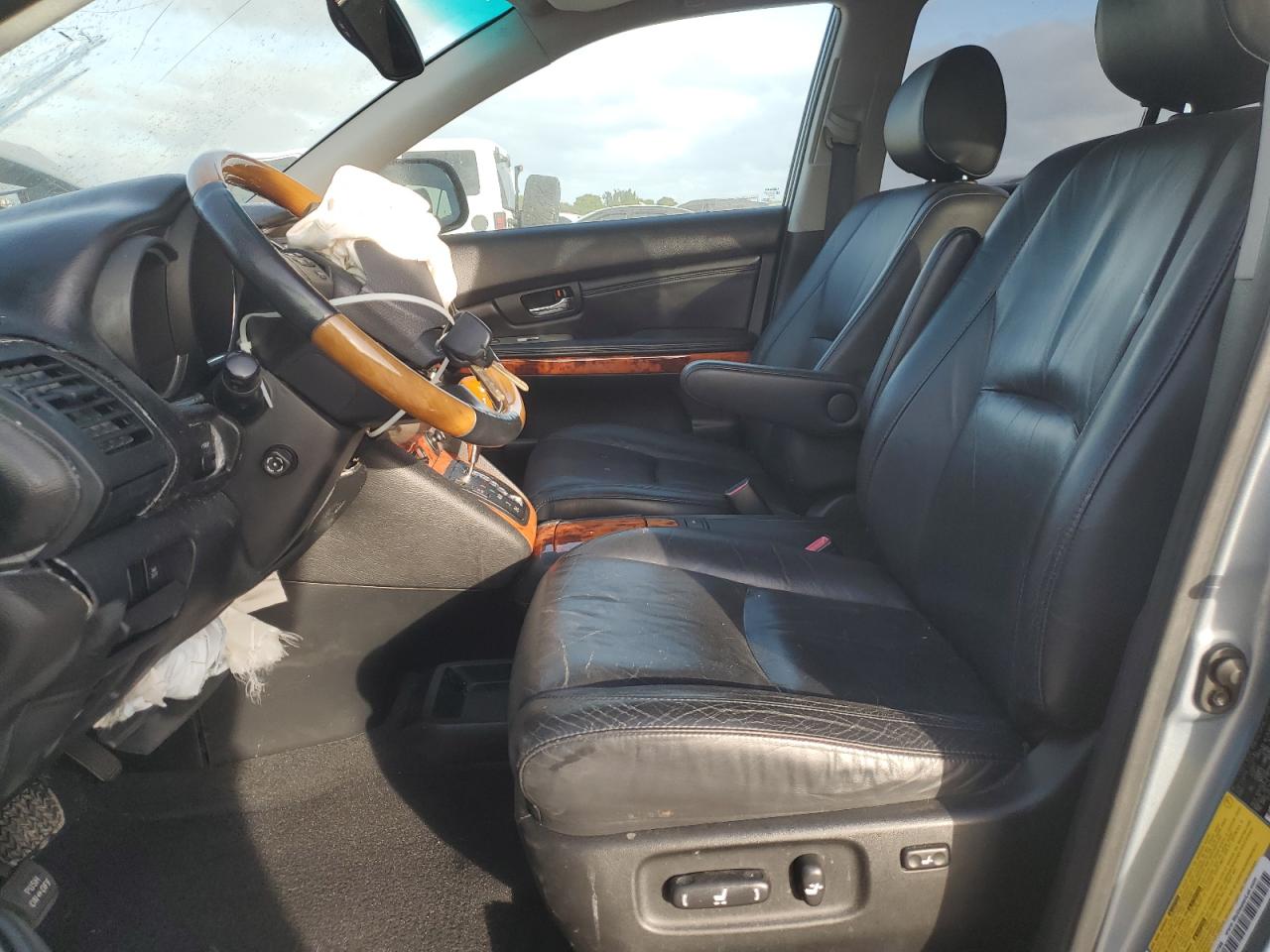 2005 Lexus Rx 330 VIN: 2T2HA31U55C045575 Lot: 92450565