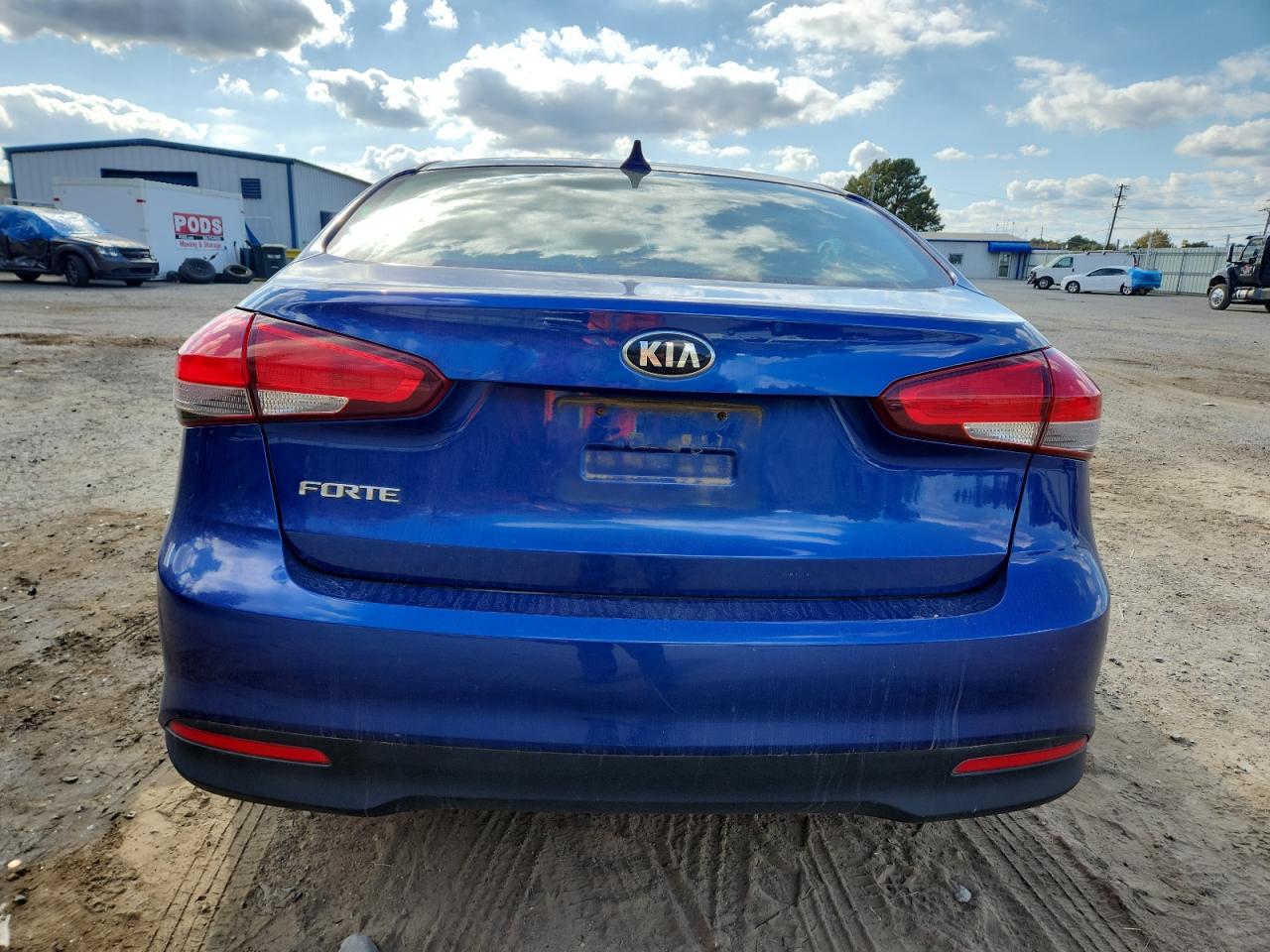 2017 Kia Forte Lx VIN: 3KPFK4A78HE128206 Lot: 92838385