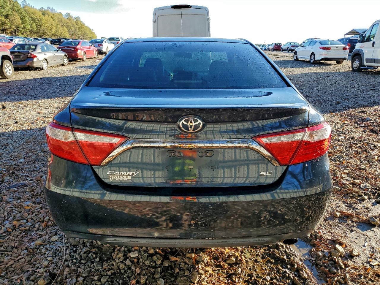 2016 Toyota Camry Le VIN: 4T1BF1FK2GU257715 Lot: 93838535