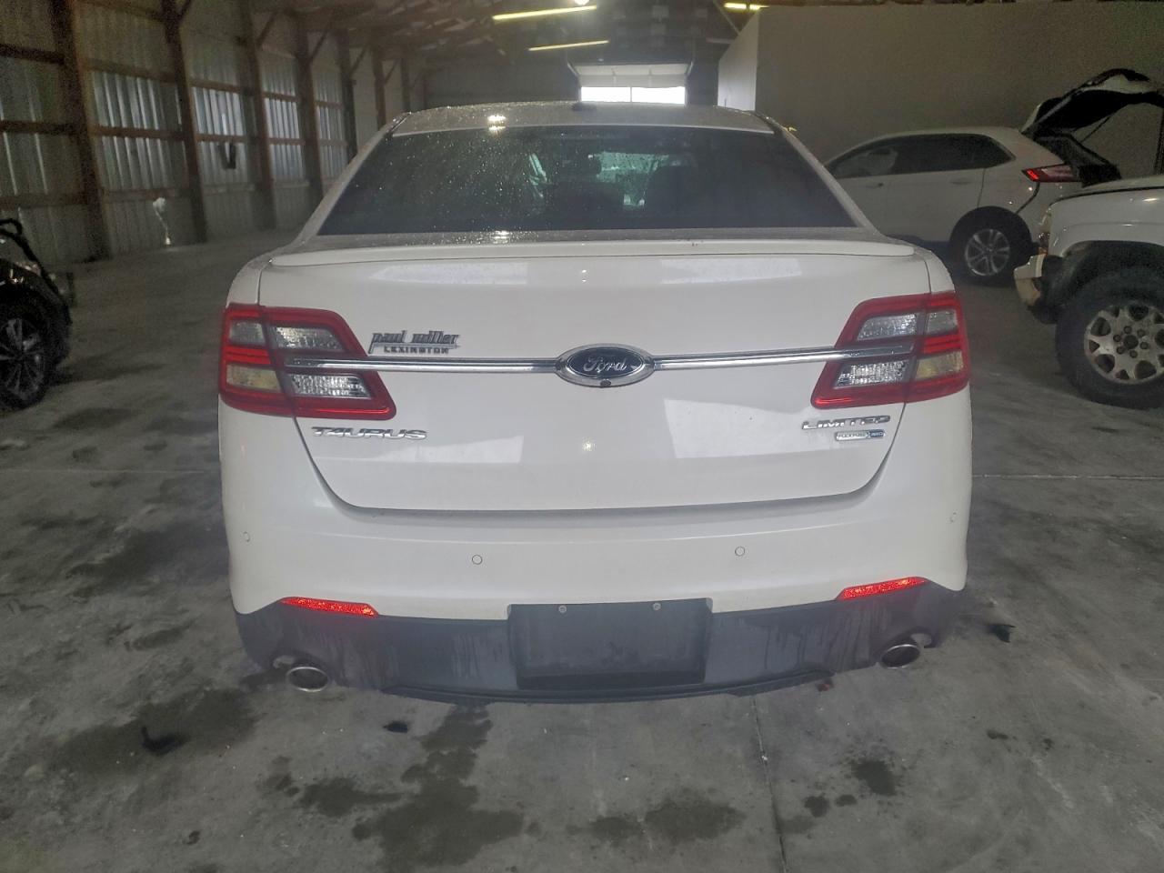 2018 Ford Taurus Limited VIN: 1FAHP2J83JG103040 Lot: 92803205