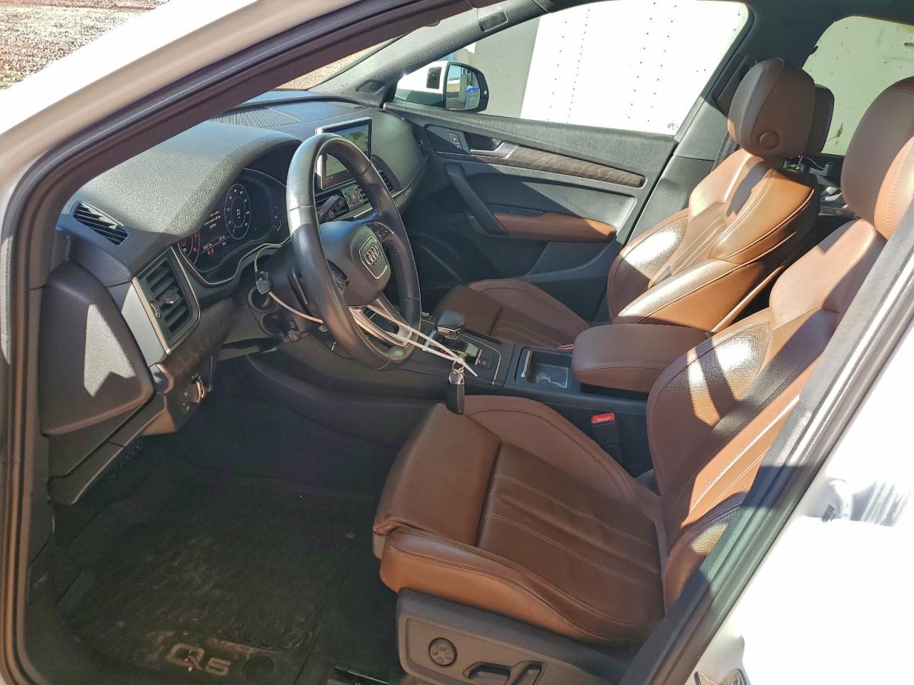 2018 Audi Q5 Premium Plus VIN: WA1BNAFY9J2054023 Lot: 94379445