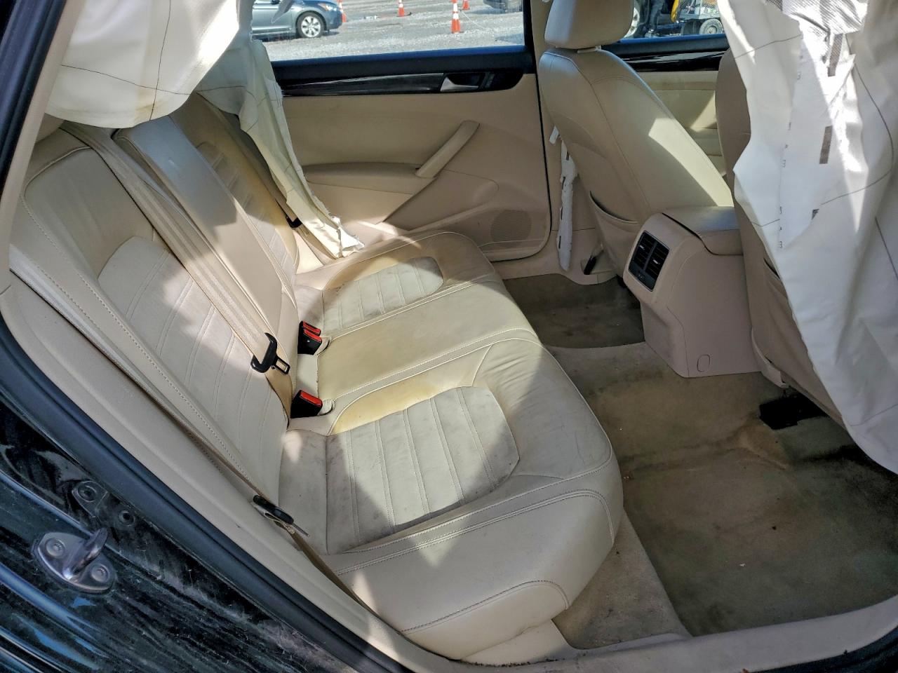 2014 Volkswagen Passat Sel VIN: 1VWCN7A36EC111428 Lot: 93924355