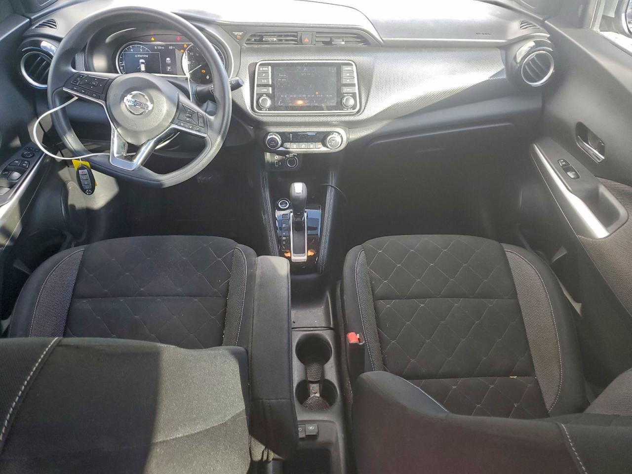 2019 Nissan Kicks S VIN: 3N1CP5CUXKL545667 Lot: 94075535