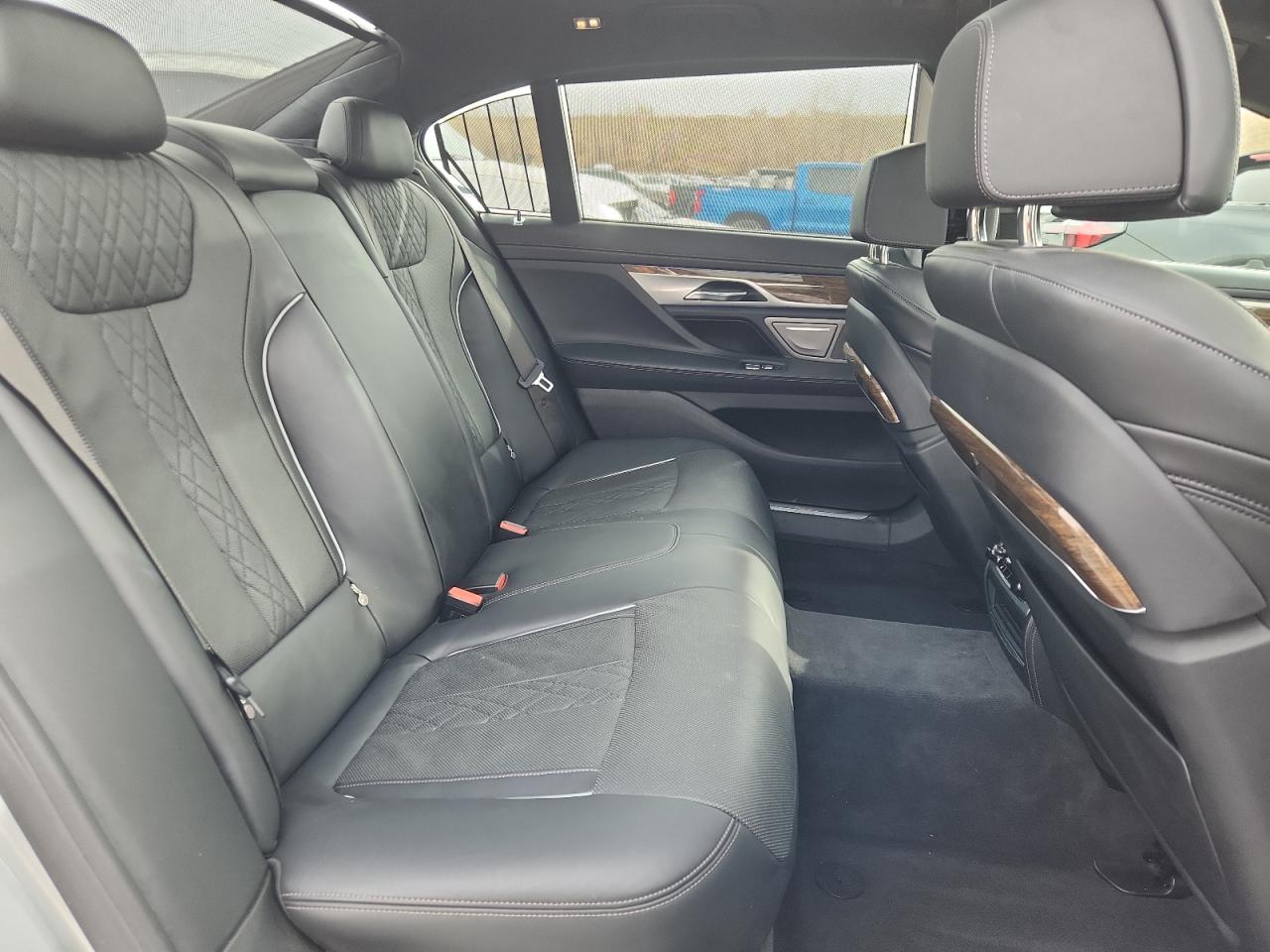 2018 BMW 750 Xi VIN: WBA7F2C57JB238477 Lot: 93613435
