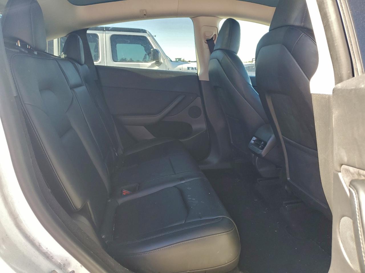 2022 Tesla Model Y VIN: 7SAYGDEE6NA012883 Lot: 91065565