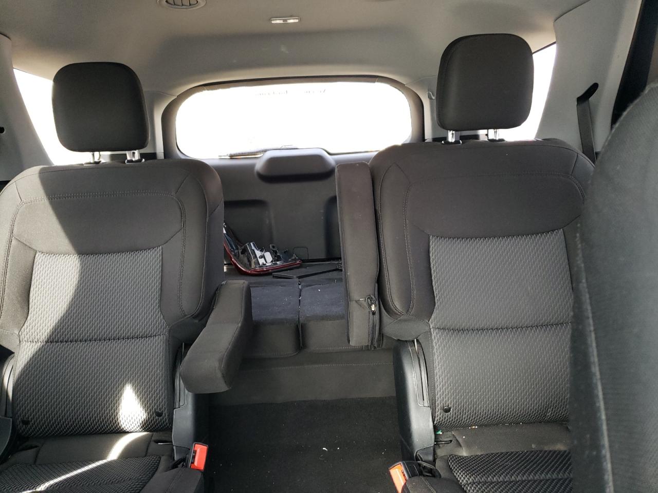 2023 Ford Explorer Xlt VIN: 1FMSK7DH2PGB43783 Lot: 92708175