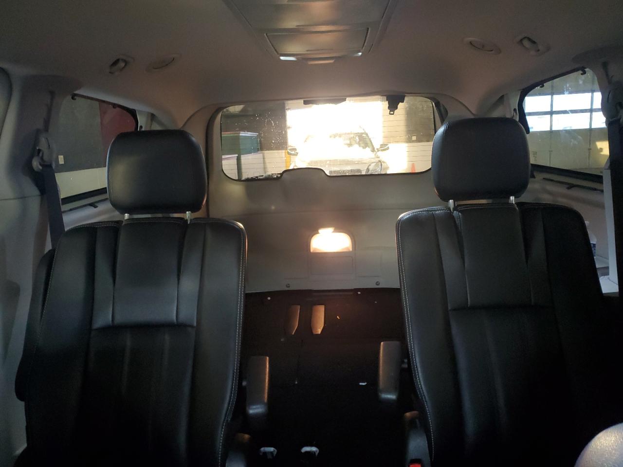 2015 Chrysler Town & Country Touring VIN: 2C4RC1BG9FR662480 Lot: 91915445