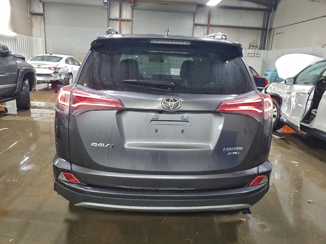 2017 Toyota Rav4 Limited VIN: JTMDFREVXHJ715351 Lot: 94370955