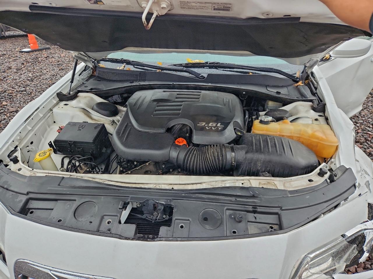 2013 Chrysler 300 VIN: 2C3CCARG3DH685577 Lot: 93418115