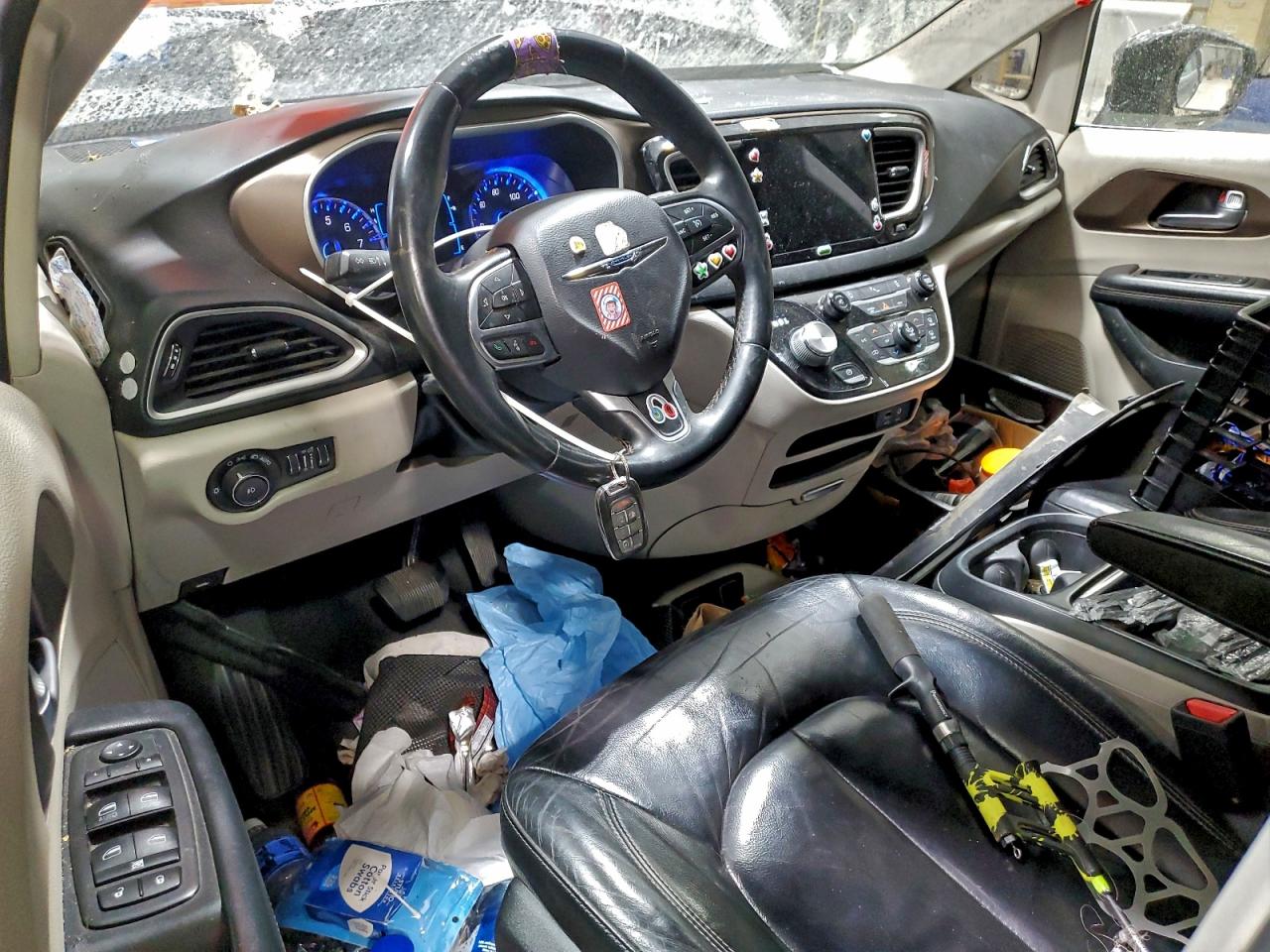 2017 Chrysler Pacifica Touring L VIN: 2C4RC1BG7HR710500 Lot: 93250065