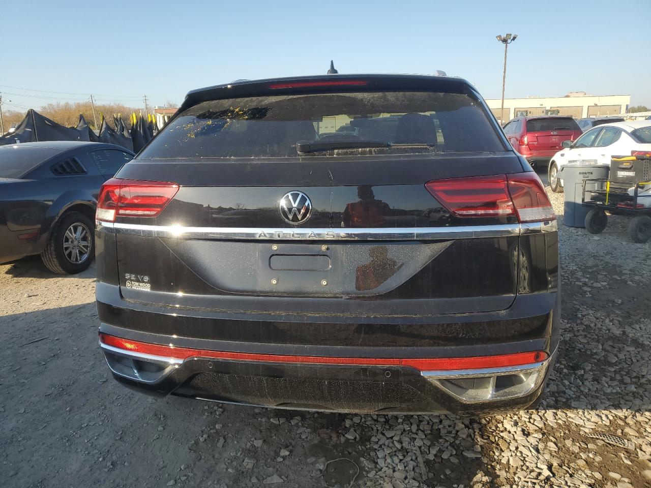 2021 Volkswagen Atlas Cross Sport Se VIN: 1V2PE2CA1MC240984 Lot: 92310445