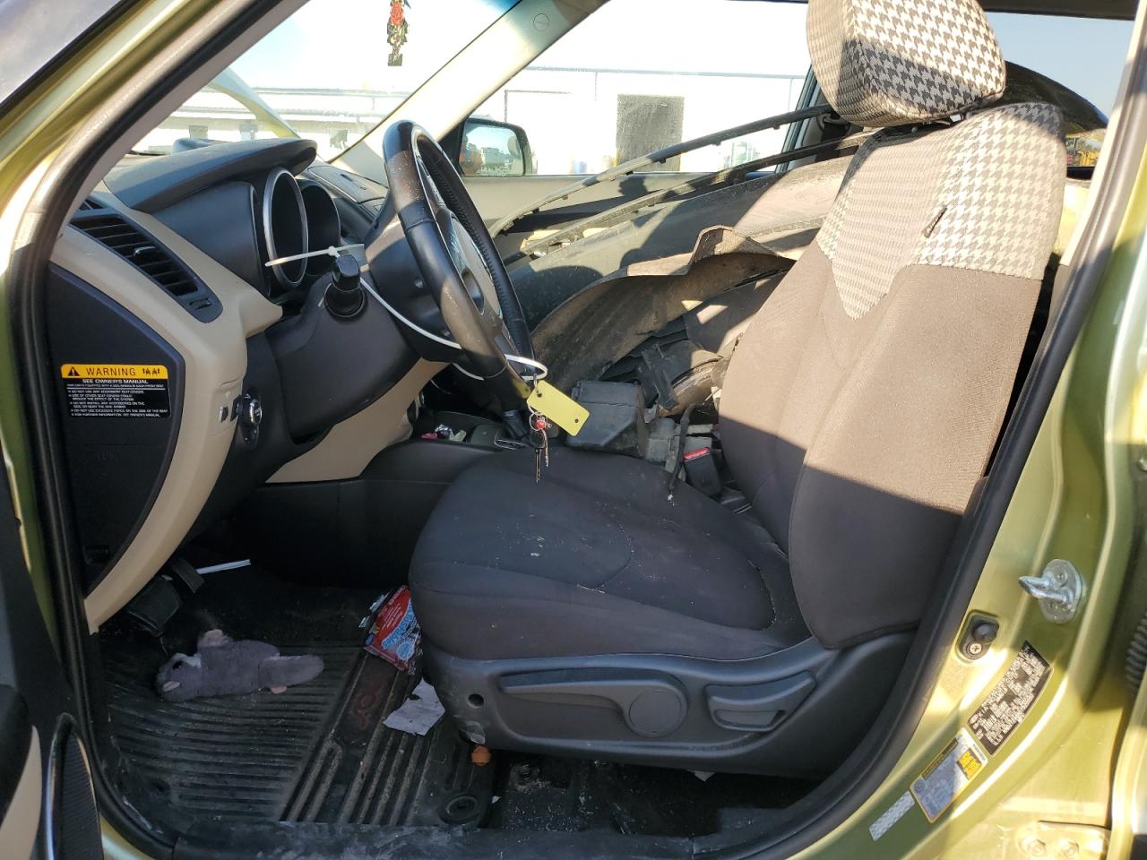 2013 Kia Soul + VIN: KNDJT2A66D7520050 Lot: 93282425