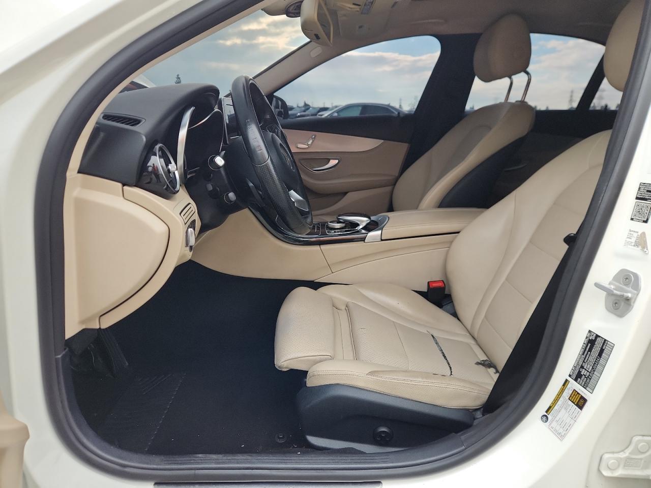 2015 Mercedes-Benz C 300 VIN: 55SWF4JBXFU064247 Lot: 93552115