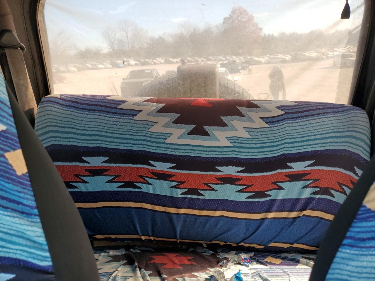 2002 Jeep Wrangler / Tj Sport VIN: 1J4FA49S12P703467 Lot: 93005485