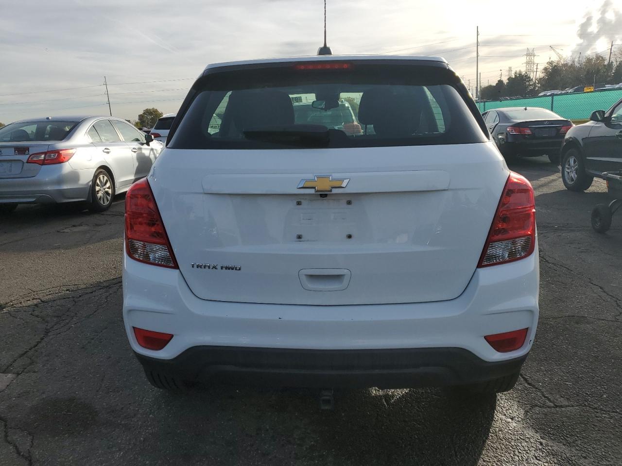 2018 Chevrolet Trax Ls VIN: KL7CJNSB2JB627307 Lot: 91201795