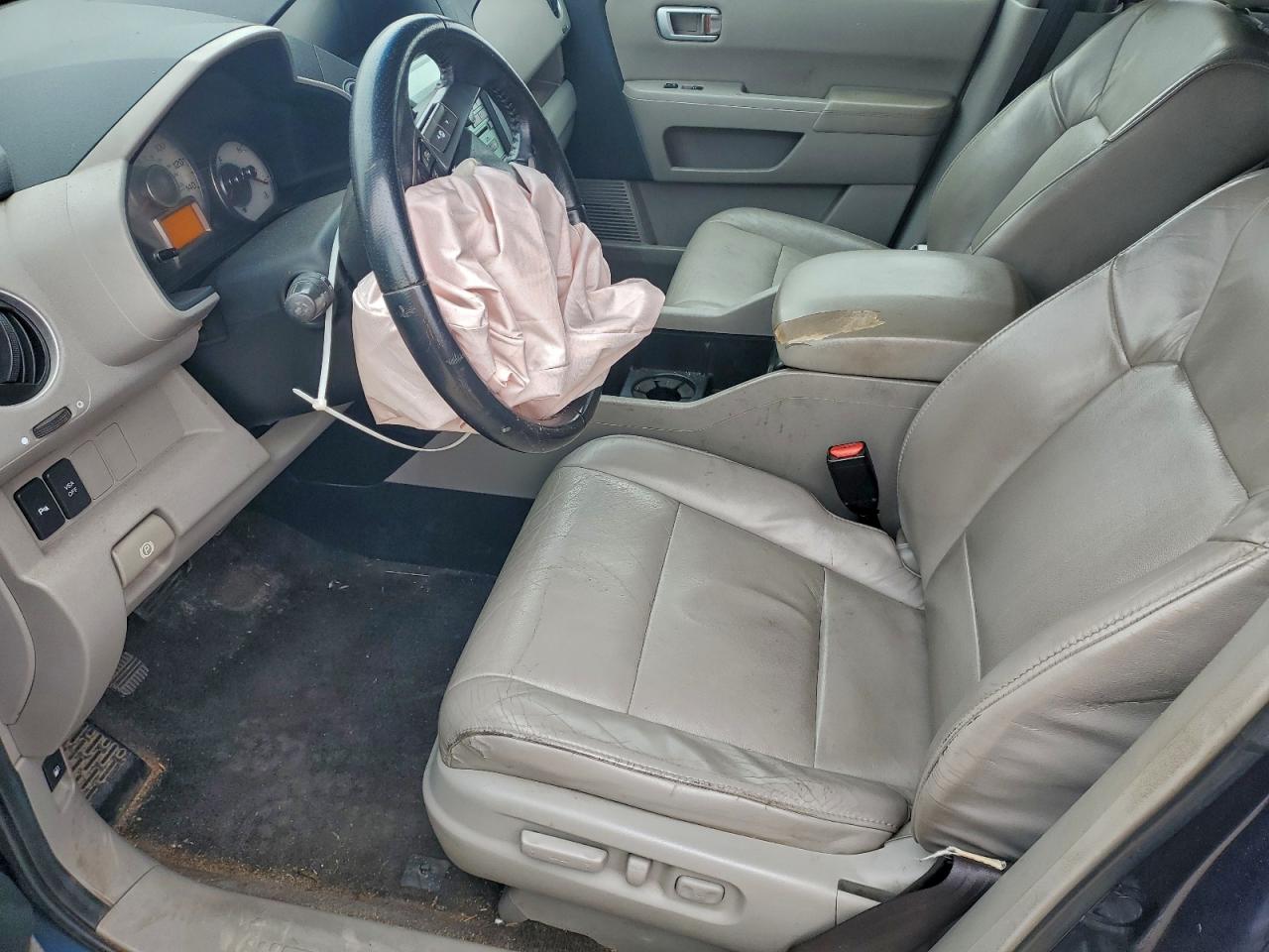 2011 Honda Pilot Touring VIN: 5FNYF4H93BB090065 Lot: 94299725