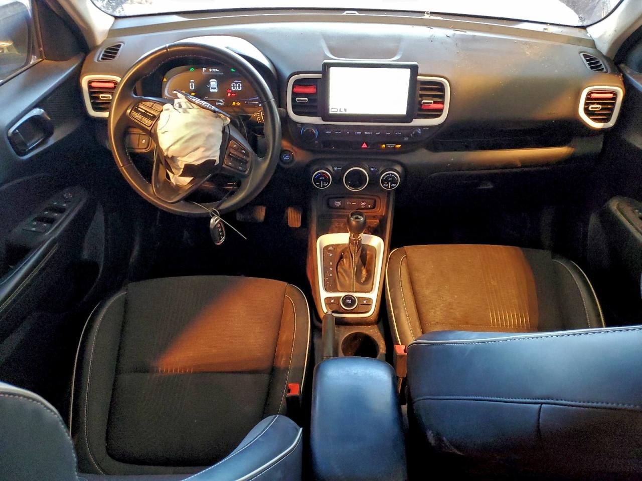 2024 Hyundai Venue Sel VIN: KMHRC8A33RU307363 Lot: 94666425