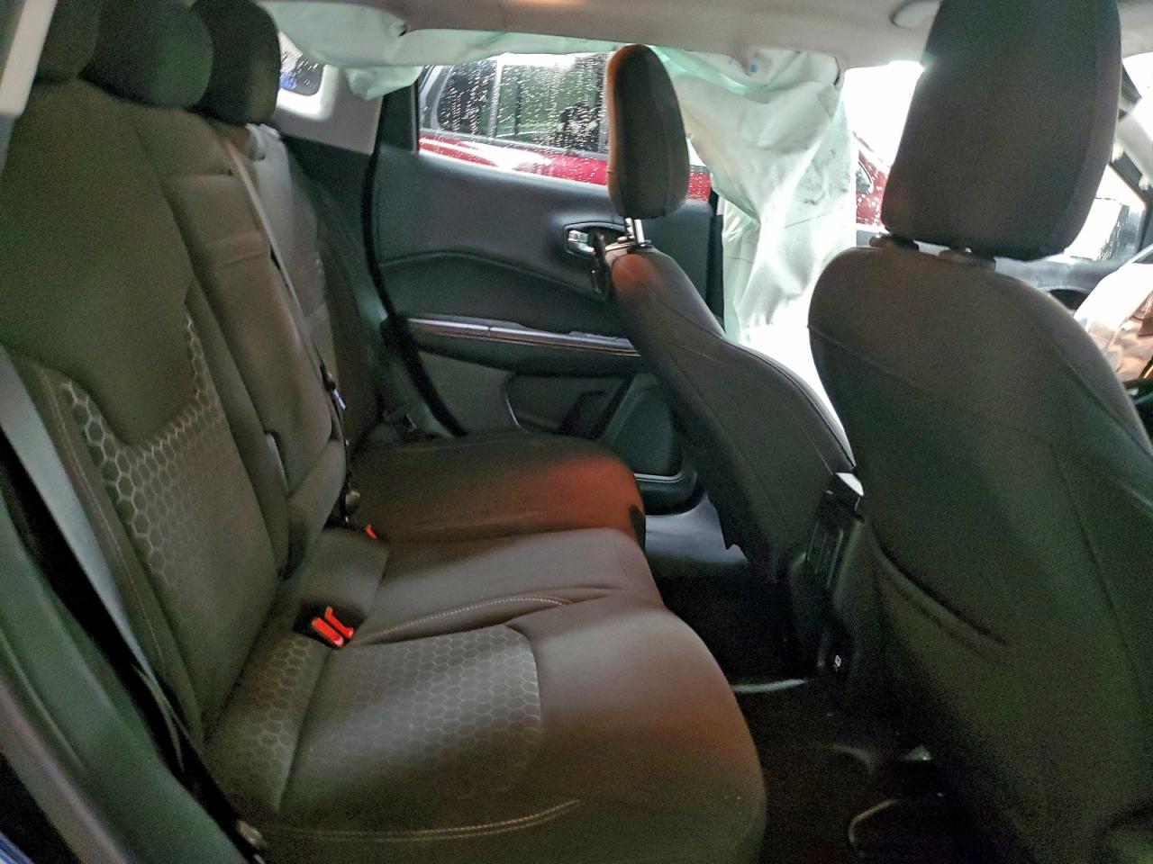 2018 Jeep Compass Sport VIN: 3C4NJCAB4JT489351 Lot: 94305045