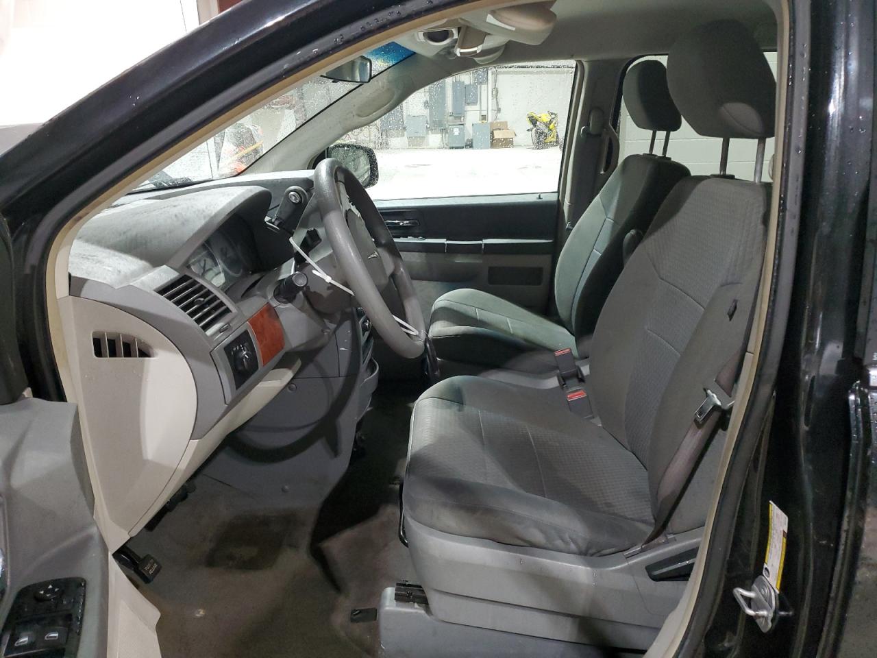 2009 Chrysler Town & Country Lx VIN: 2A8HR44E29R522260 Lot: 91043645