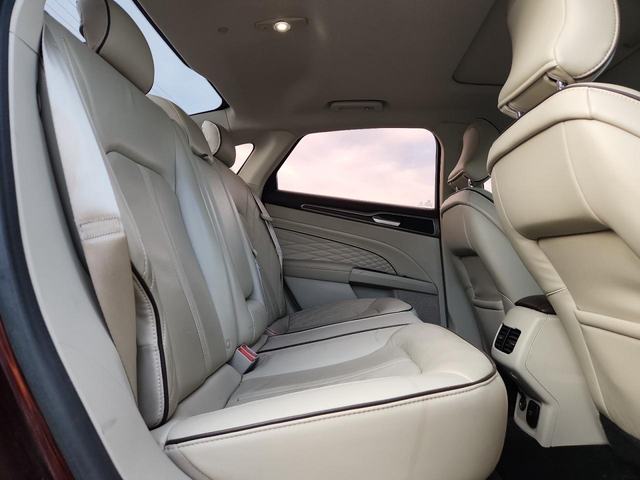 2017 Ford Fusion Titanium Phev VIN: 3FA6P0SU7HR255428 Lot: 90994745