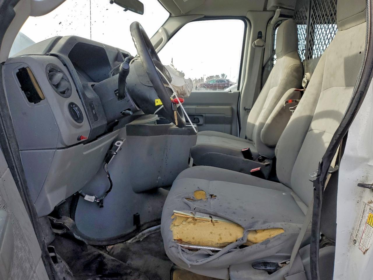 2010 Ford Econoline E350 Super Duty Van VIN: 1FTSE3EL3ADA98160 Lot: 94085945