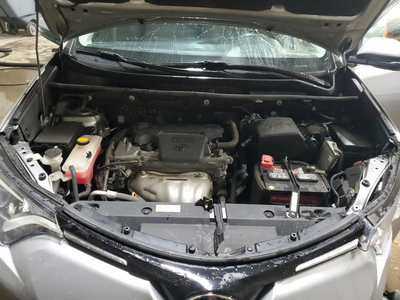 2017 Toyota Rav4 Xle VIN: 2T3RFREV1HW688435 Lot: 93036225