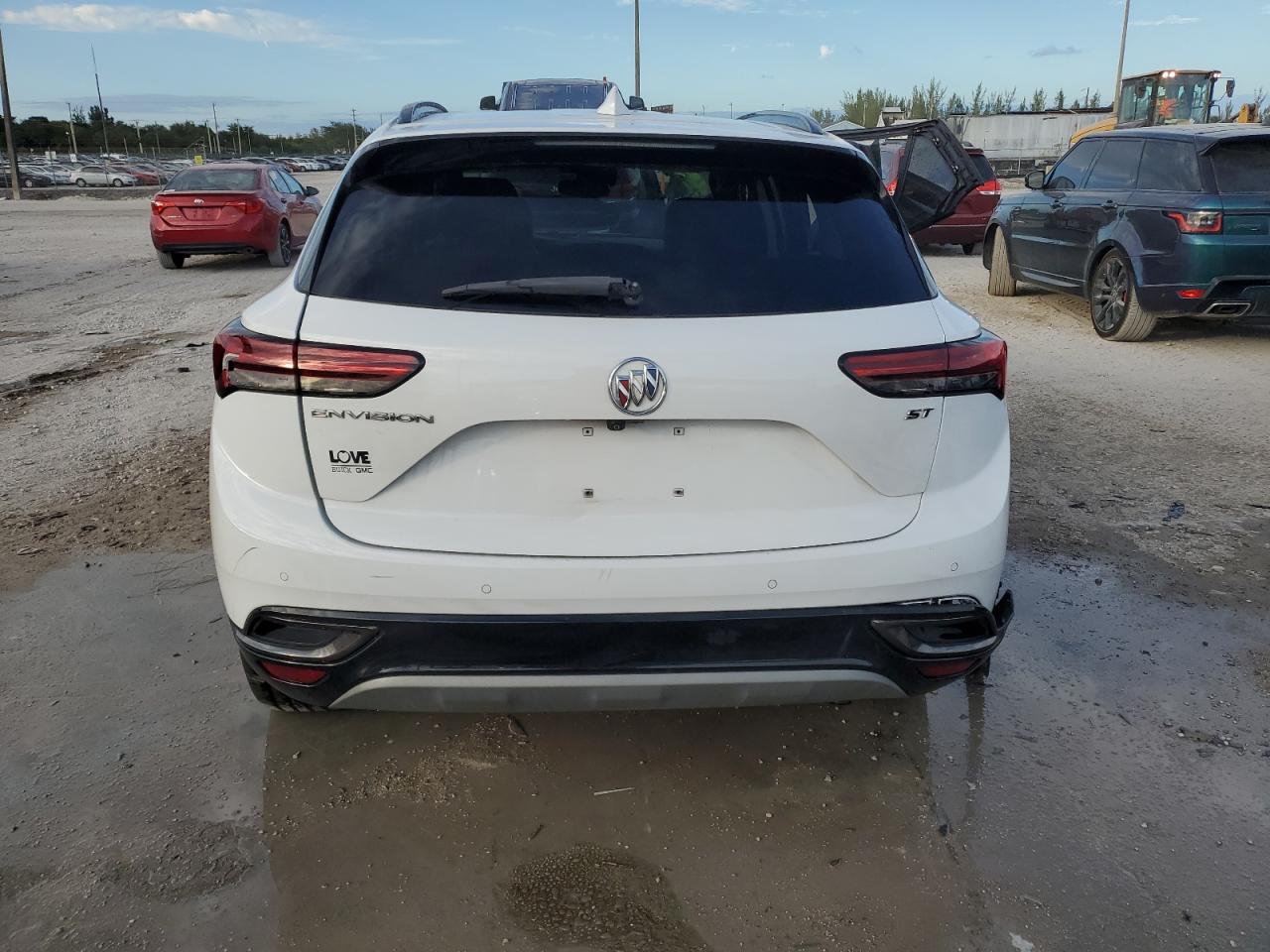 2021 Buick Envision Essence VIN: LRBFZNR48MD057269 Lot: 91303285