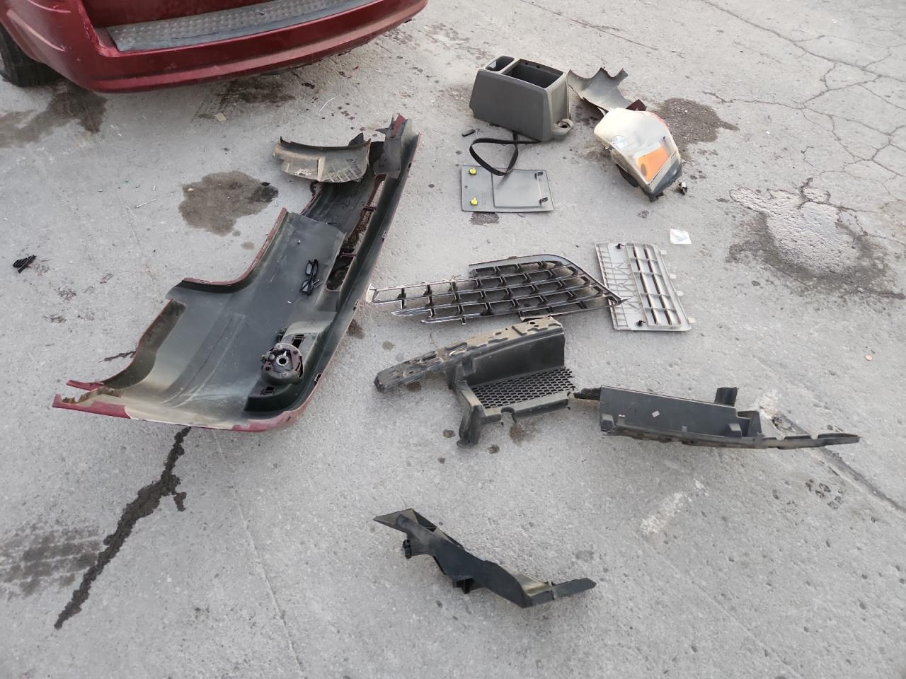 2010 Chrysler Town & Country Touring VIN: 2A4RR5D17AR337425 Lot: 92736105