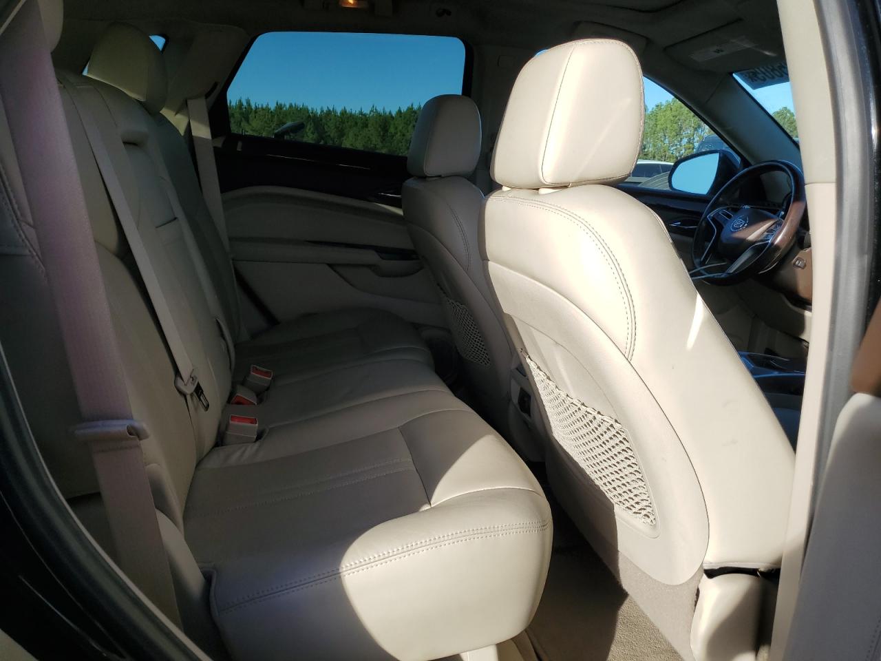 2014 Cadillac Srx Luxury Collection VIN: 3GYFNBE37ES687854 Lot: 92735805