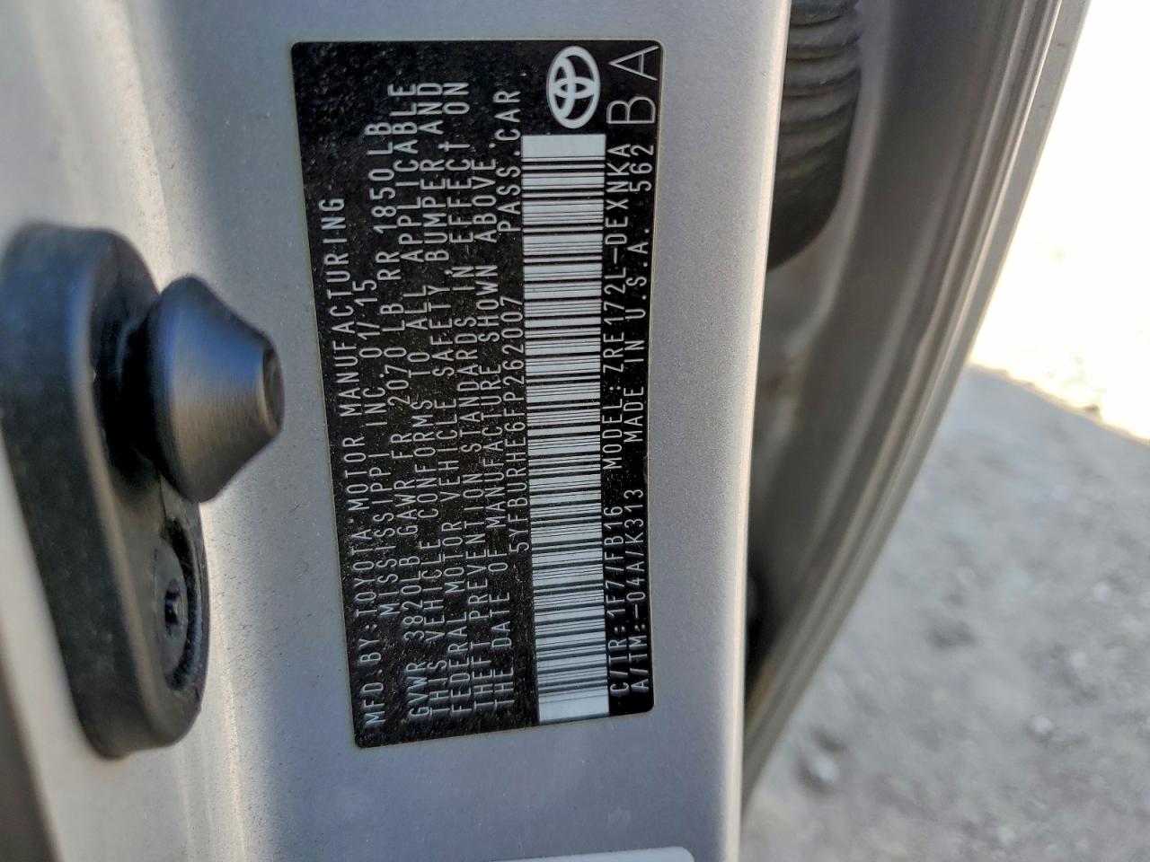 2015 Toyota Corolla L VIN: 5YFBURHE6FP262007 Lot: 94796025