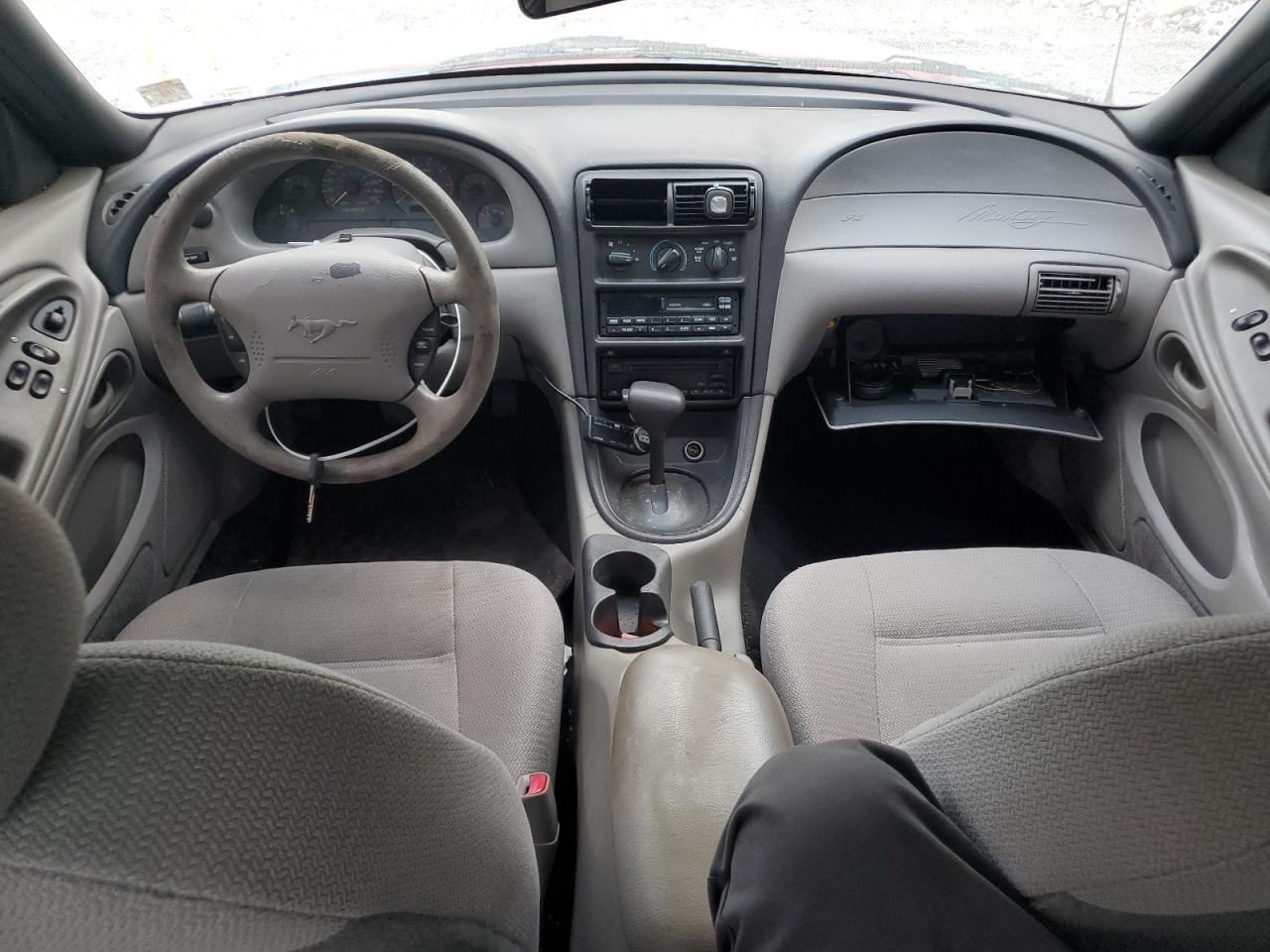 2000 Ford Mustang VIN: 1FAFP4046YF274687 Lot: 91907985