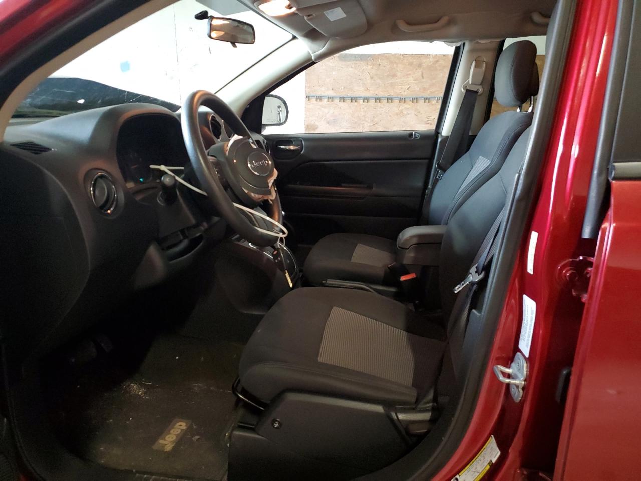 2013 Jeep Compass Sport VIN: 1C4NJDBB4DD253538 Lot: 92909405