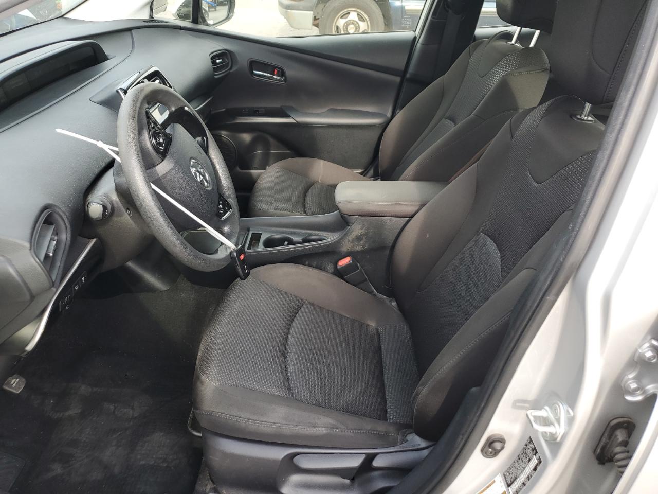 2020 Toyota Prius L VIN: JTDKARFU2L3123807 Lot: 91715945