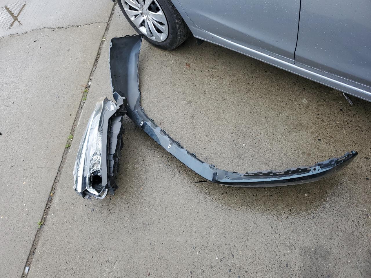 2018 Honda Clarity VIN: JHMZC5F18JC012617 Lot: 93205545