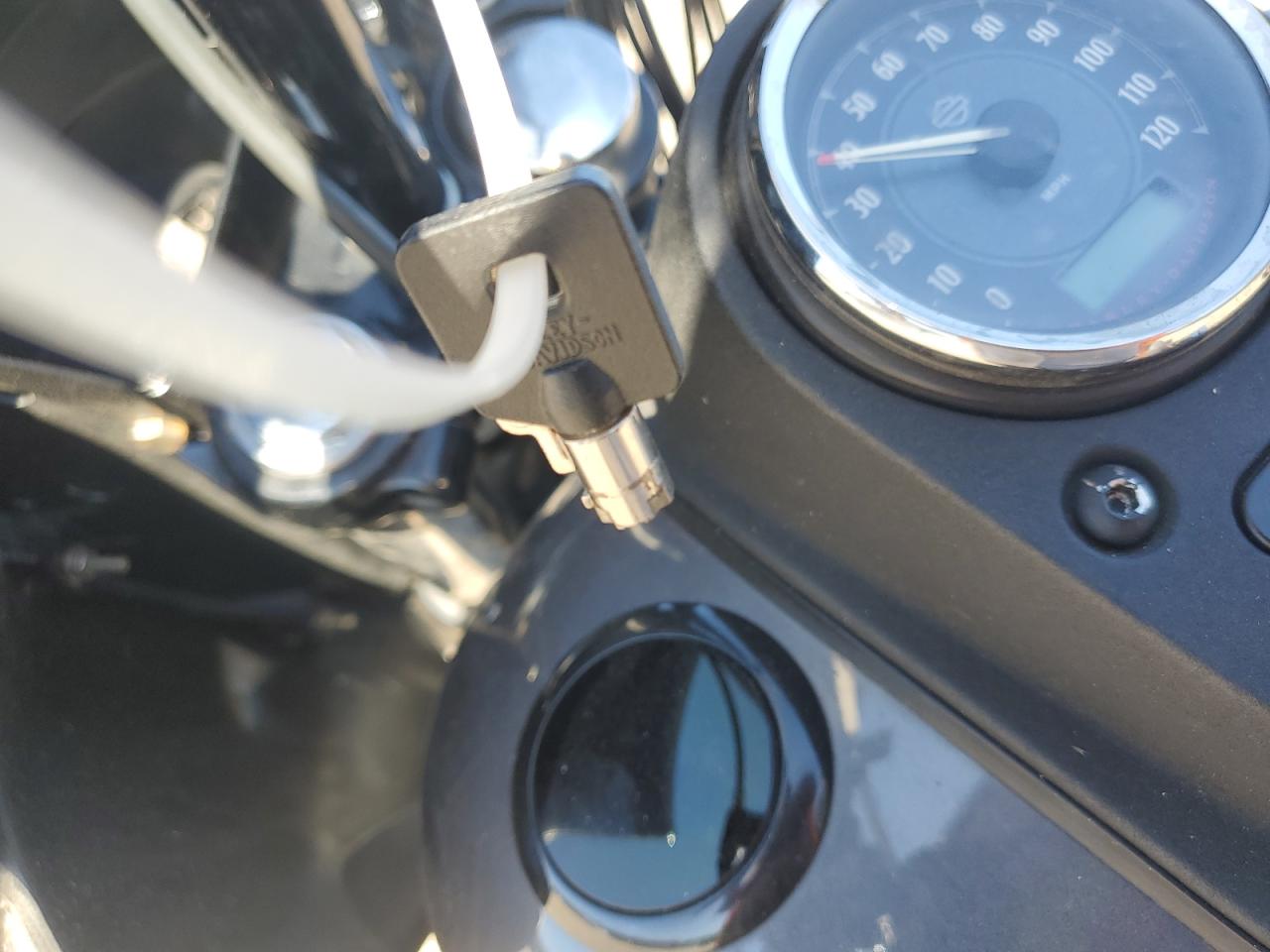 2014 Harley-Davidson Fxdb Dyna Street Bob VIN: 1HD1GXM19EC300717 Lot: 90365955